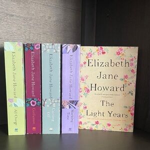 Elizabeth Jane Howard Book Set - Cazalet